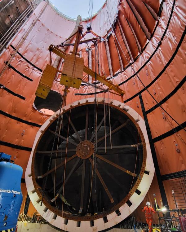 70 Tonne Counter Balance Lifting System Designed And Built For Hs2 To Fit Tunnel Shuttering’s In A Recess Inside A Shaft.